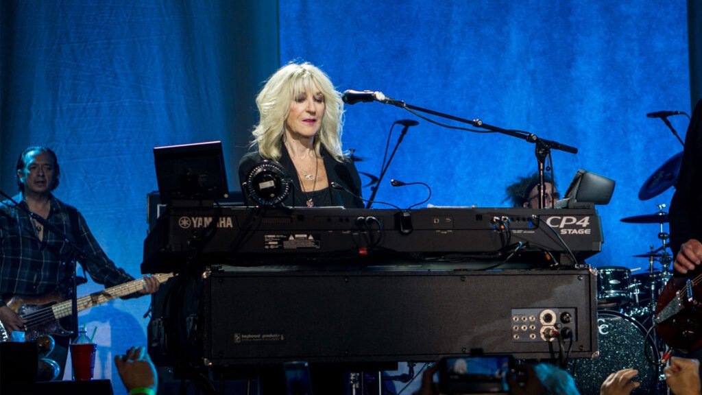 Fleetwood Mac’ Singer Christine McVie Died Of Massive Stroke